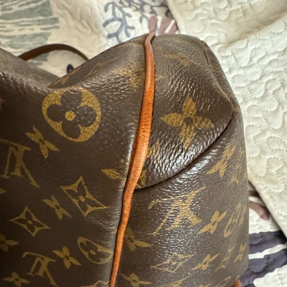 Louis Vuitton Brown Shoulder Bag with Iconic Monogram Pattern Totally PM - Picture 12 of 14